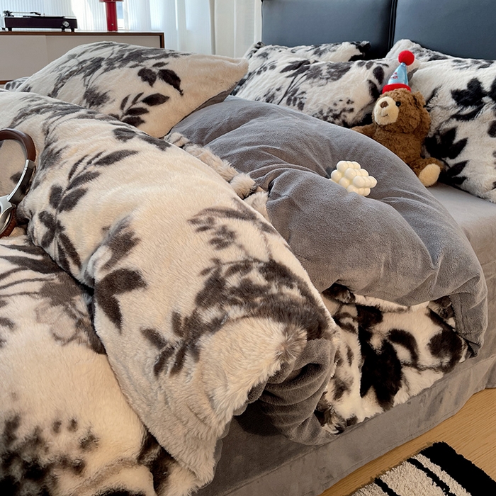 91家纺网 家纺一手货源 找家纺 金梦拉 2025直播爆款A类加厚兔绒印花系列四件套 花海