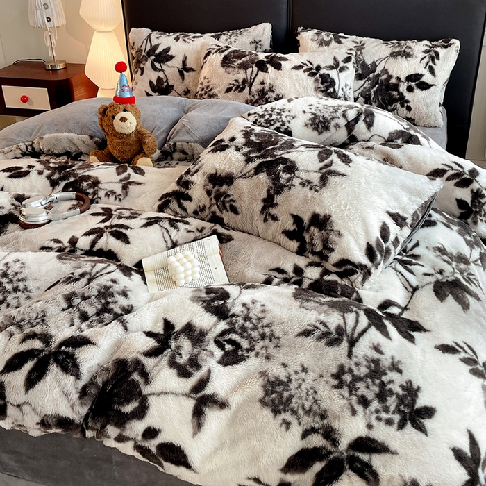 91家纺网 家纺一手货源 找家纺 金梦拉 2025直播爆款A类加厚兔绒印花系列四件套 花海