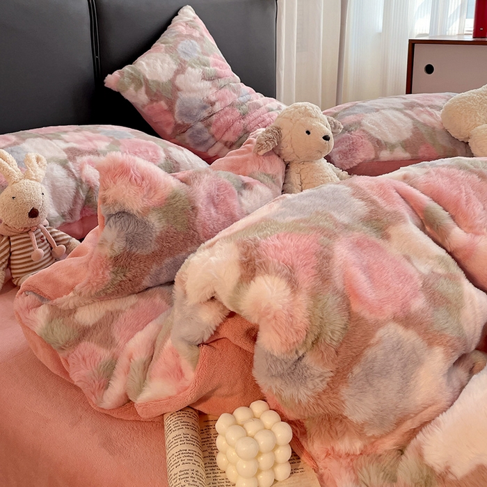 91家纺网 家纺一手货源 找家纺 金梦拉 2025直播爆款A类加厚兔绒印花系列四件套 花漾