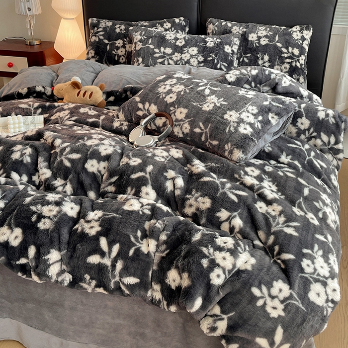 91家纺网 家纺一手货源 找家纺 金梦拉 2025直播爆款A类加厚兔绒印花系列四件套 花影灰