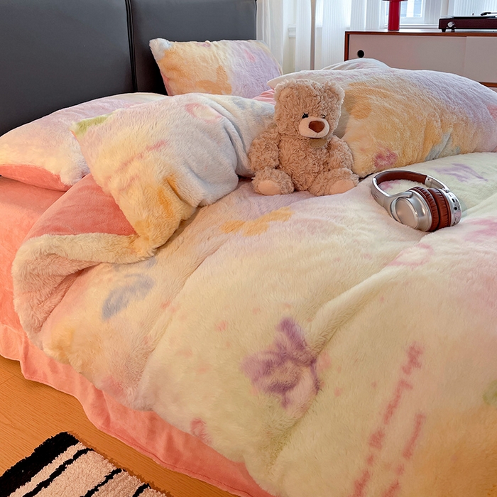 91家纺网 家纺一手货源 找家纺 金梦拉 2025直播爆款A类加厚兔绒印花系列四件套 幻碟