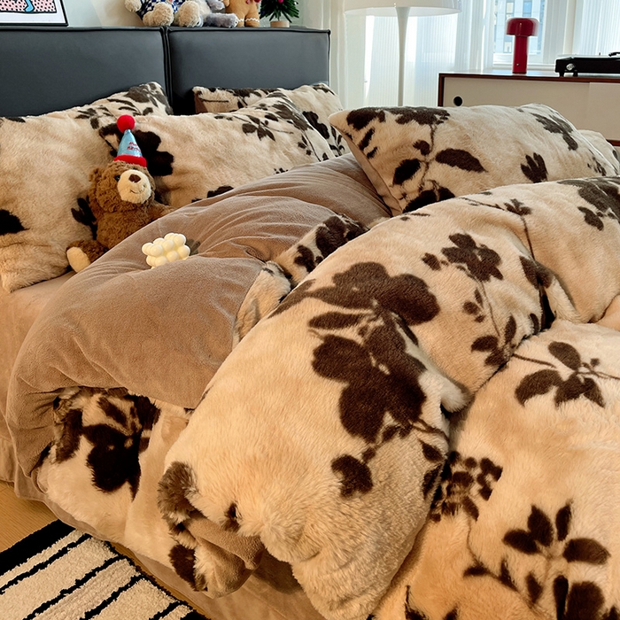 金梦拉 2025直播爆款A类加厚兔绒印花系列四件套 简单爱