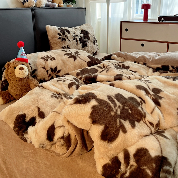 91家纺网 家纺一手货源 找家纺 金梦拉 2025直播爆款A类加厚兔绒印花系列四件套 简单爱