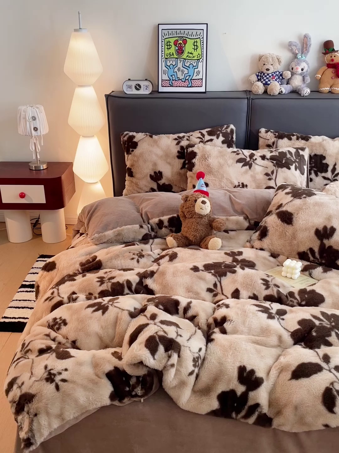 91家纺网 家纺一手货源 找家纺 金梦拉 2025直播爆款A类加厚兔绒印花系列四件套 简单爱