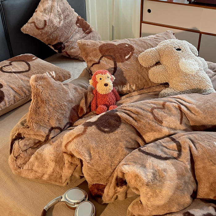 91家纺网 家纺一手货源 找家纺 金梦拉 2025直播爆款A类加厚兔绒印花系列四件套 可可爱心