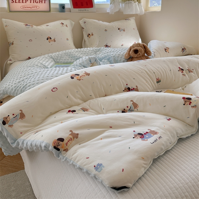 91家纺网 家纺一手货源 找家纺 暖生活 2025新款针织棉豆豆绒大豆秋冬被 被子被芯 点点腊肠