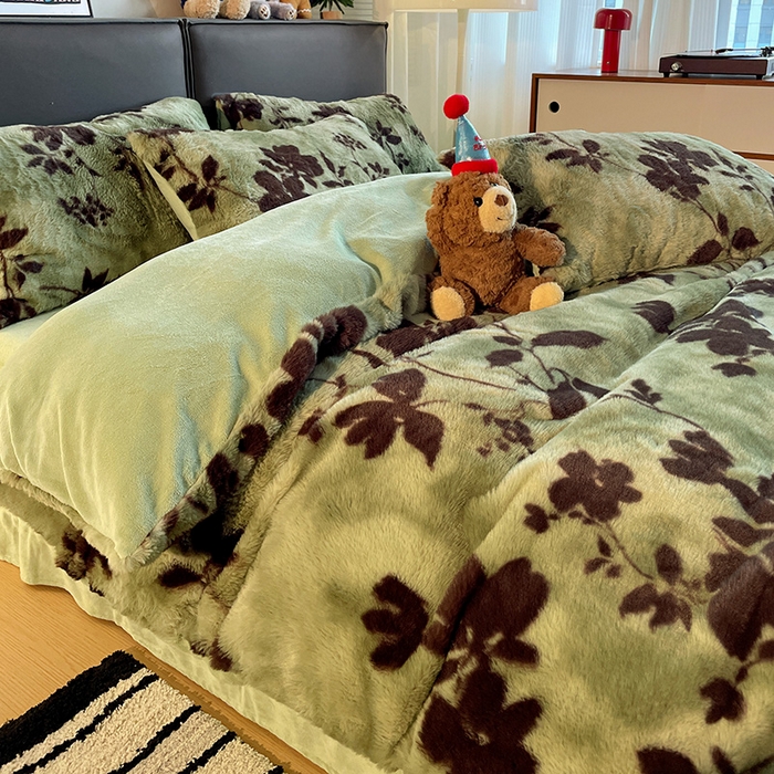 91家纺网 家纺一手货源 找家纺 金梦拉 2025直播爆款A类加厚兔绒印花系列四件套 绿叶