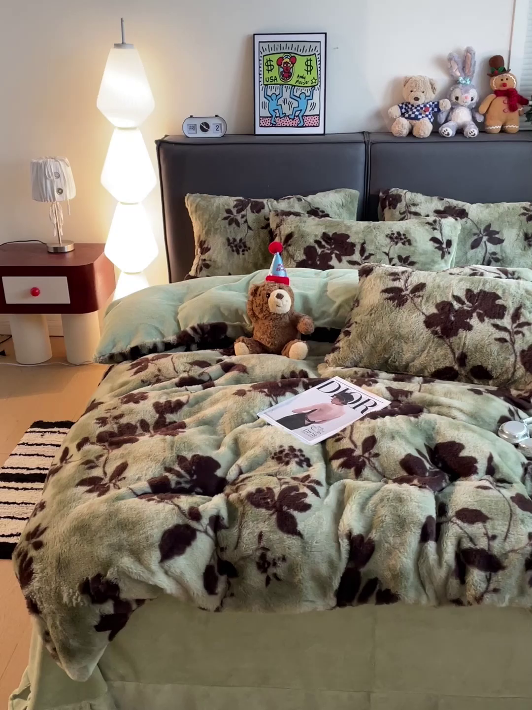 91家纺网 家纺一手货源 找家纺 金梦拉 2025直播爆款A类加厚兔绒印花系列四件套 绿叶