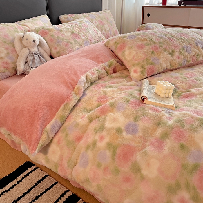 91家纺网 家纺一手货源 找家纺 金梦拉 2025直播爆款A类加厚兔绒印花系列四件套 曼塔