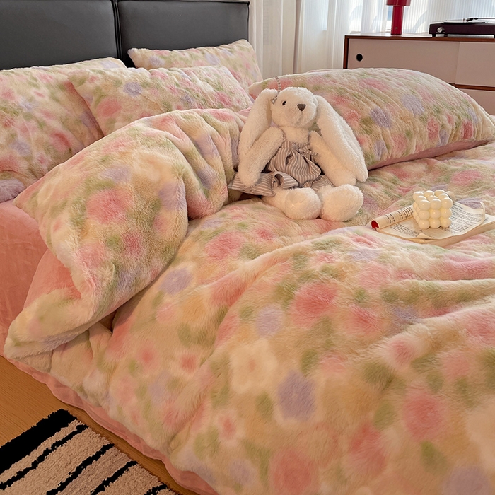 91家纺网 家纺一手货源 找家纺 金梦拉 2025直播爆款A类加厚兔绒印花系列四件套 曼塔