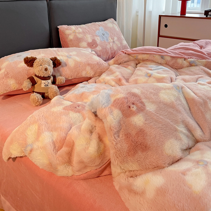 91家纺网 家纺一手货源 找家纺 金梦拉 2025直播爆款A类加厚兔绒印花系列四件套 暖阳