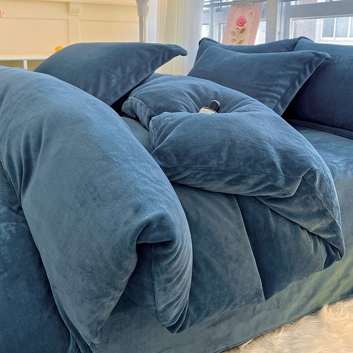 91家纺网 家纺一手货源 找家纺 （总）富馨莱 2025新款牛奶绒纯色双拼四件套