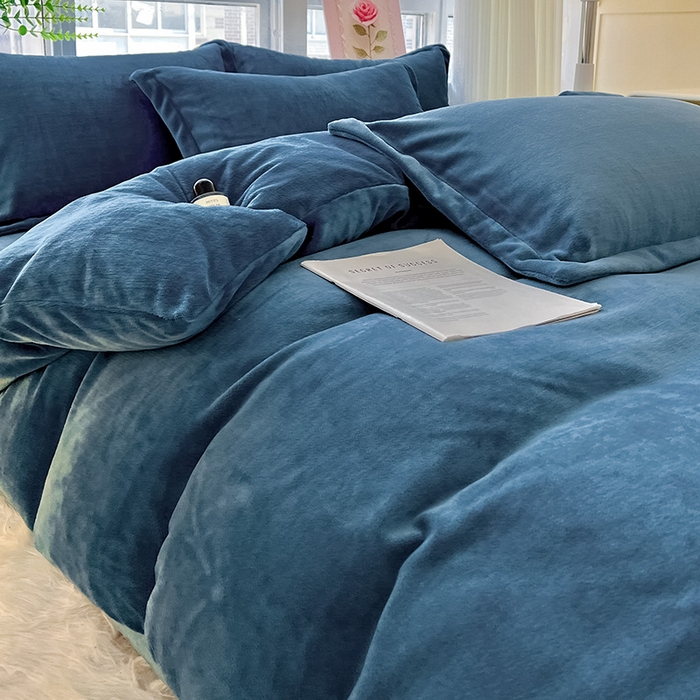 91家纺网 家纺一手货源 找家纺 （总）富馨莱 2025新款牛奶绒纯色双拼四件套