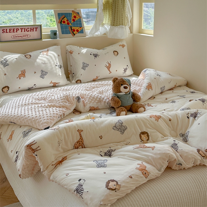 91家纺网 家纺一手货源 找家纺 暖生活 2025新款针织棉豆豆绒大豆秋冬被 被子被芯 豆豆小动物