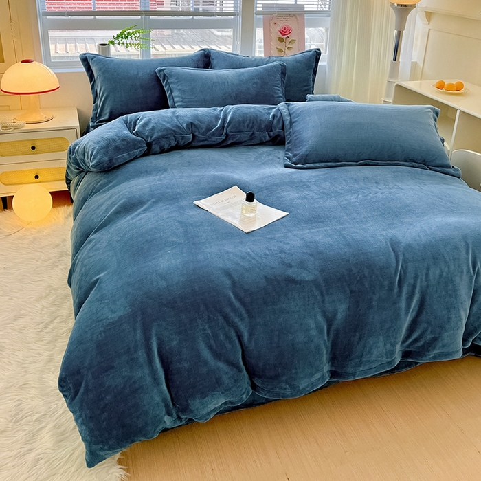 91家纺网 家纺一手货源 找家纺 （总）富馨莱 2025新款牛奶绒纯色双拼四件套