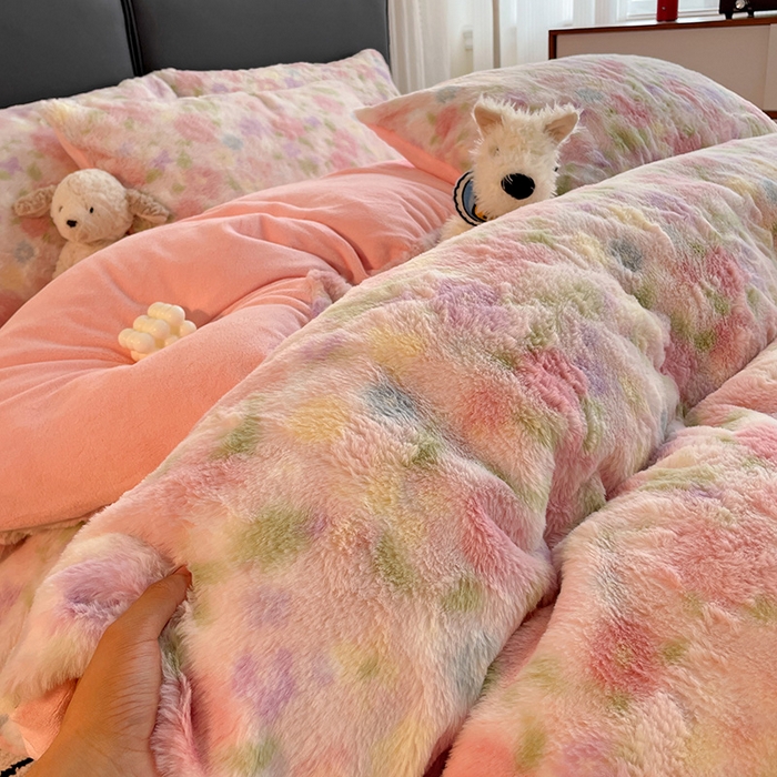 91家纺网 家纺一手货源 找家纺 金梦拉 2025直播爆款A类加厚兔绒印花系列四件套 柔韵粉