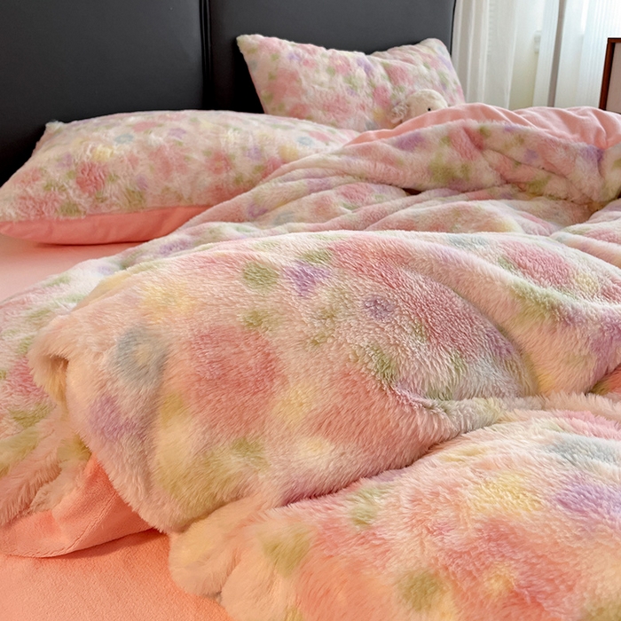 91家纺网 家纺一手货源 找家纺 金梦拉 2025直播爆款A类加厚兔绒印花系列四件套 柔韵粉