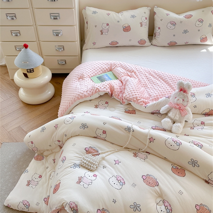 91家纺网 家纺一手货源 找家纺 暖生活 2025新款针织棉豆豆绒大豆秋冬被 被子被芯 耳机凯蒂