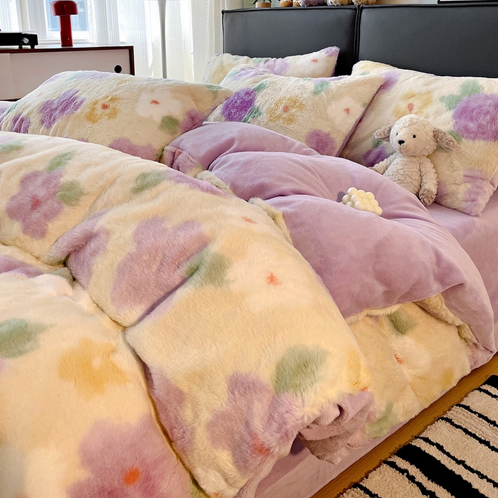 91家纺网 家纺一手货源 找家纺 金梦拉 2025直播爆款A类加厚兔绒印花系列四件套 烟熏紫