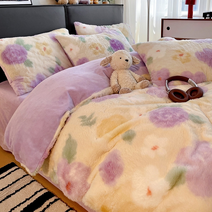 91家纺网 家纺一手货源 找家纺 金梦拉 2025直播爆款A类加厚兔绒印花系列四件套 烟熏紫