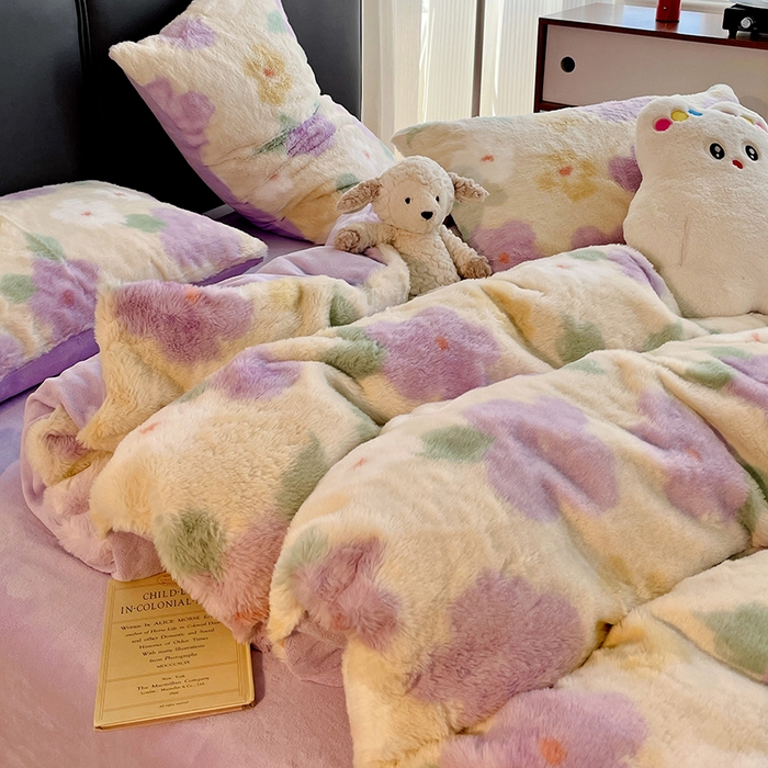 91家纺网 家纺一手货源 找家纺 金梦拉 2025直播爆款A类加厚兔绒印花系列四件套 烟熏紫