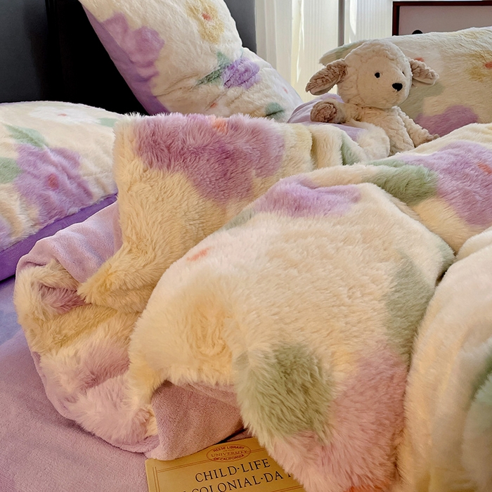 91家纺网 家纺一手货源 找家纺 金梦拉 2025直播爆款A类加厚兔绒印花系列四件套 烟熏紫