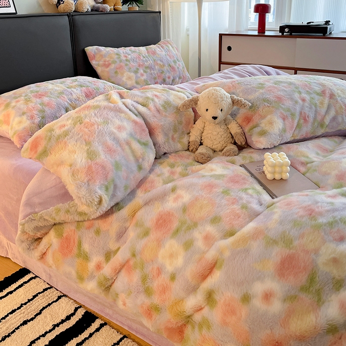 91家纺网 家纺一手货源 找家纺 金梦拉 2025直播爆款A类加厚兔绒印花系列四件套 芋泥紫