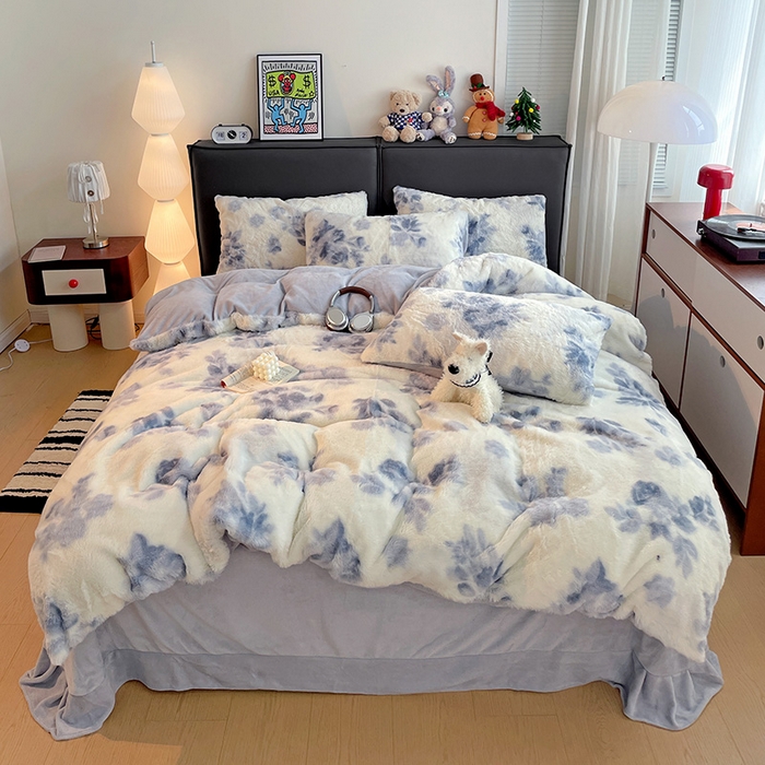 91家纺网 家纺一手货源 找家纺 金梦拉 2025直播爆款A类加厚兔绒印花系列四件套 云水蓝