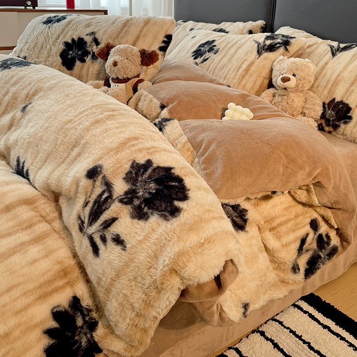 91家纺网 家纺一手货源 找家纺 金梦拉 2025直播爆款A类加厚兔绒印花系列四件套 绽放