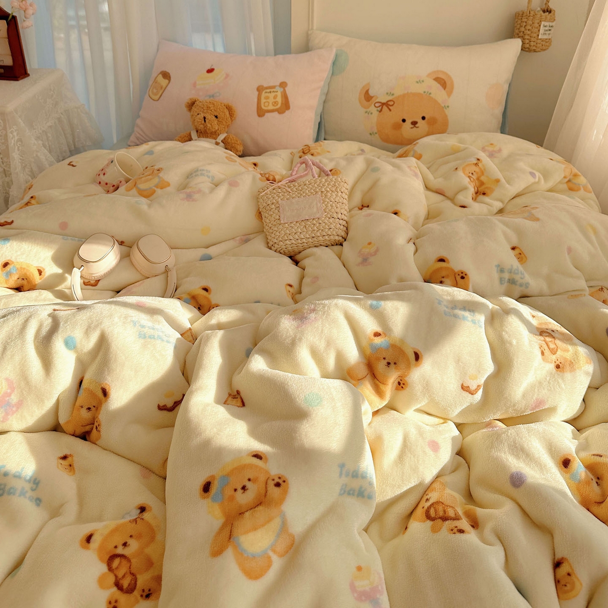 91家纺网 家纺一手货源 找家纺 美乐迪家纺 2025秋冬新款牛奶绒四件套 烘培熊