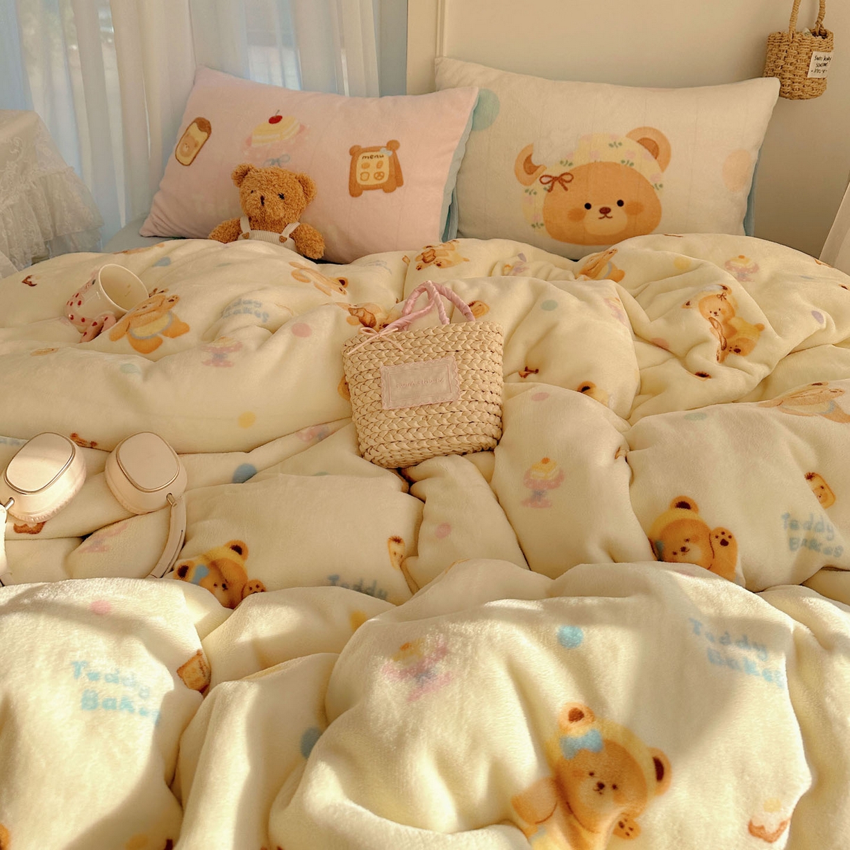 91家纺网 家纺一手货源 找家纺 美乐迪家纺 2025秋冬新款牛奶绒四件套 烘培熊