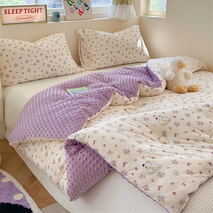 91家纺网 家纺一手货源 找家纺 暖生活 2025新款针织棉豆豆绒大豆秋冬被 被子被芯 花花鸭