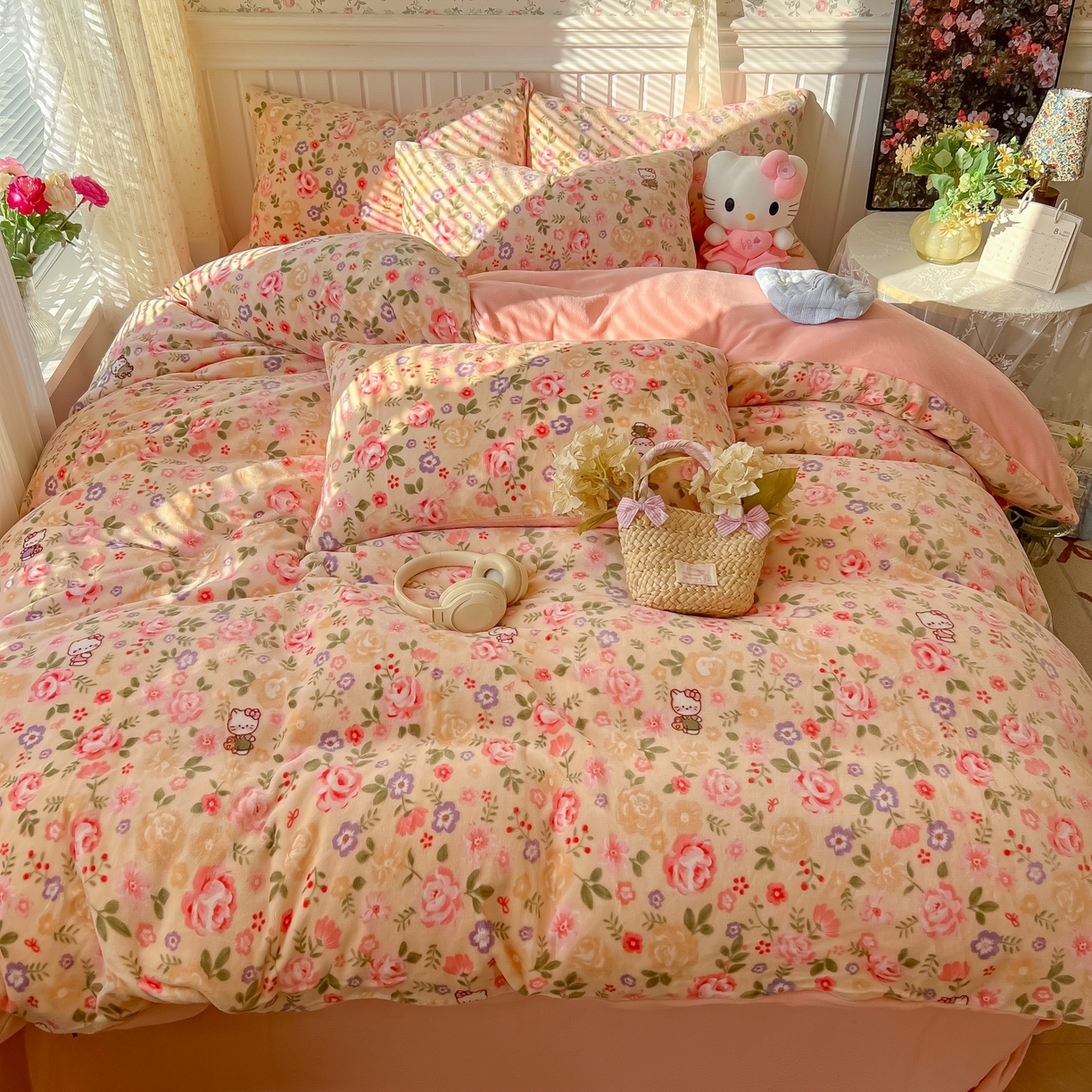 91家纺网 家纺一手货源 找家纺 韩巢家纺 2025新款高克重印花牛奶绒床品四件套 花园小猫