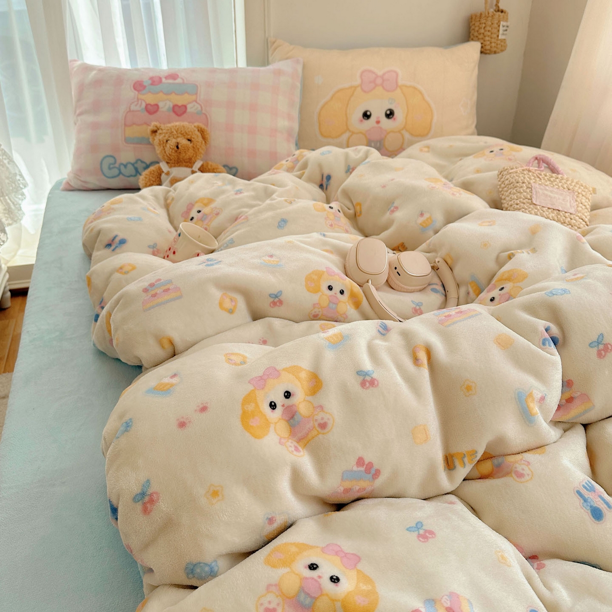 91家纺网 家纺一手货源 找家纺 美乐迪家纺 2025秋冬新款牛奶绒四件套 黄油小狗