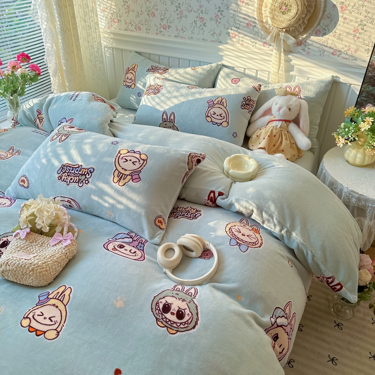 91家纺网 家纺一手货源 找家纺 韩巢家纺 2025新款高克重印花牛奶绒床品四件套 拉布布