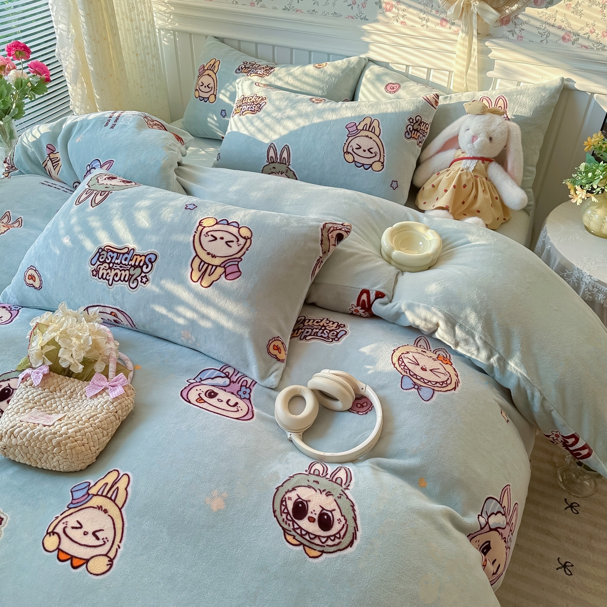 91家纺网 家纺一手货源 找家纺 韩巢家纺 2025新款高克重印花牛奶绒床品四件套 拉布布