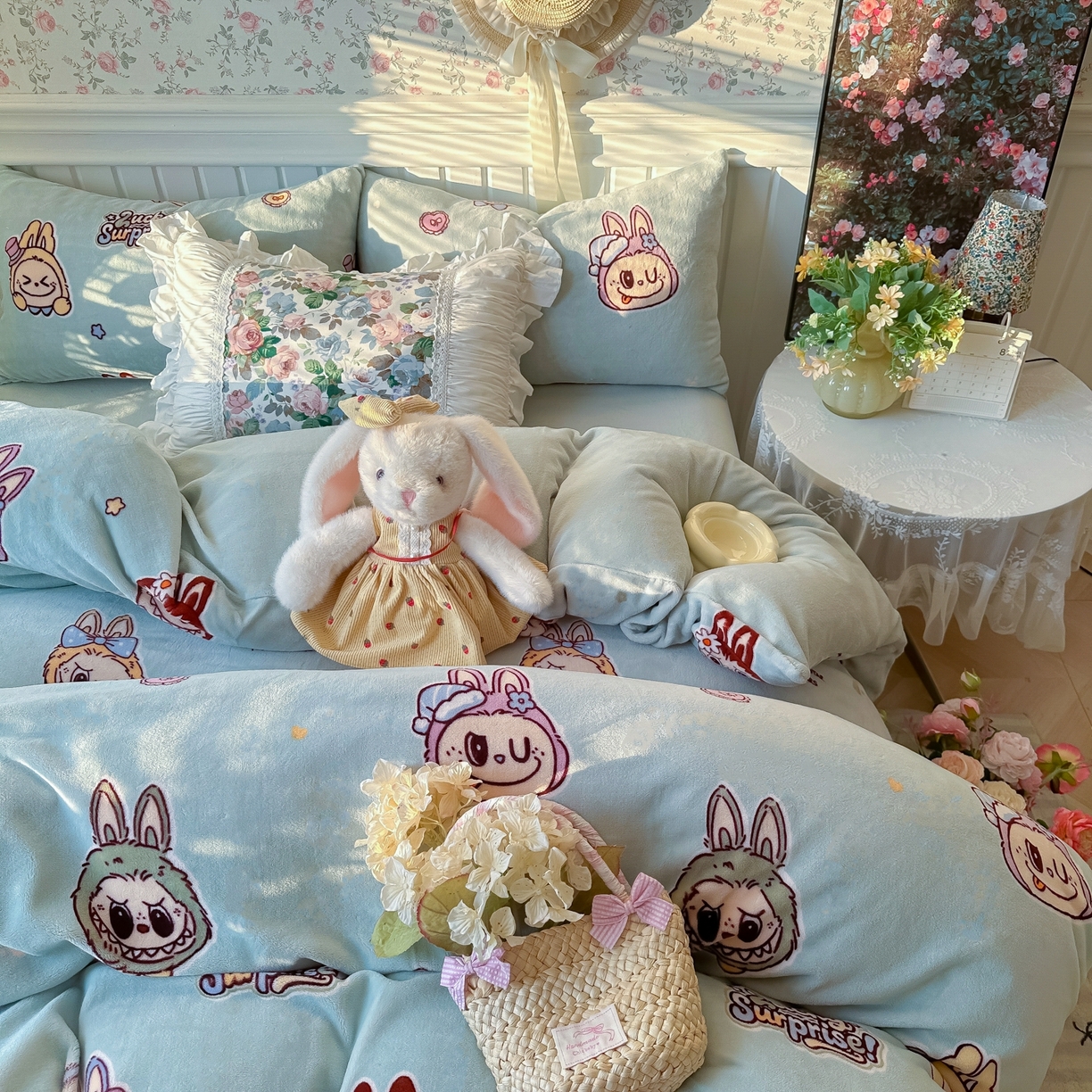 91家纺网 家纺一手货源 找家纺 韩巢家纺 2025新款高克重印花牛奶绒床品四件套 拉布布