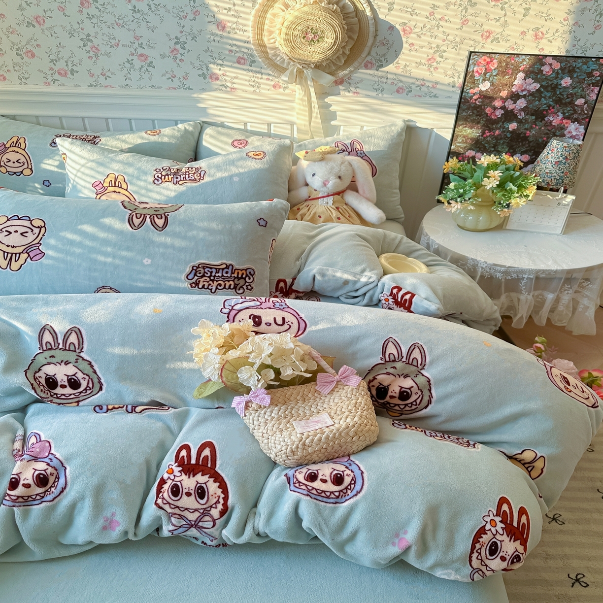 91家纺网 家纺一手货源 找家纺 韩巢家纺 2025新款高克重印花牛奶绒床品四件套 拉布布