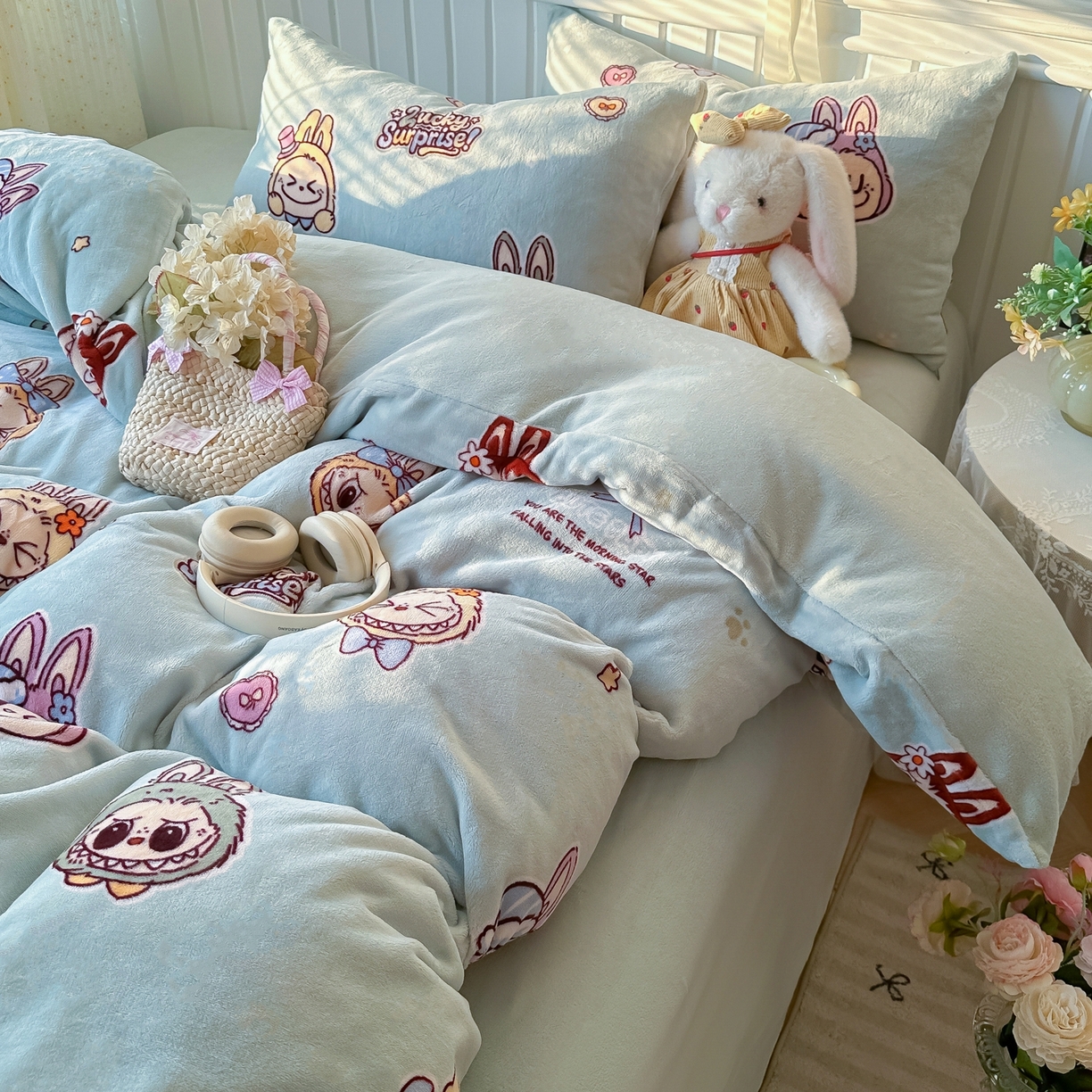 91家纺网 家纺一手货源 找家纺 韩巢家纺 2025新款高克重印花牛奶绒床品四件套 拉布布