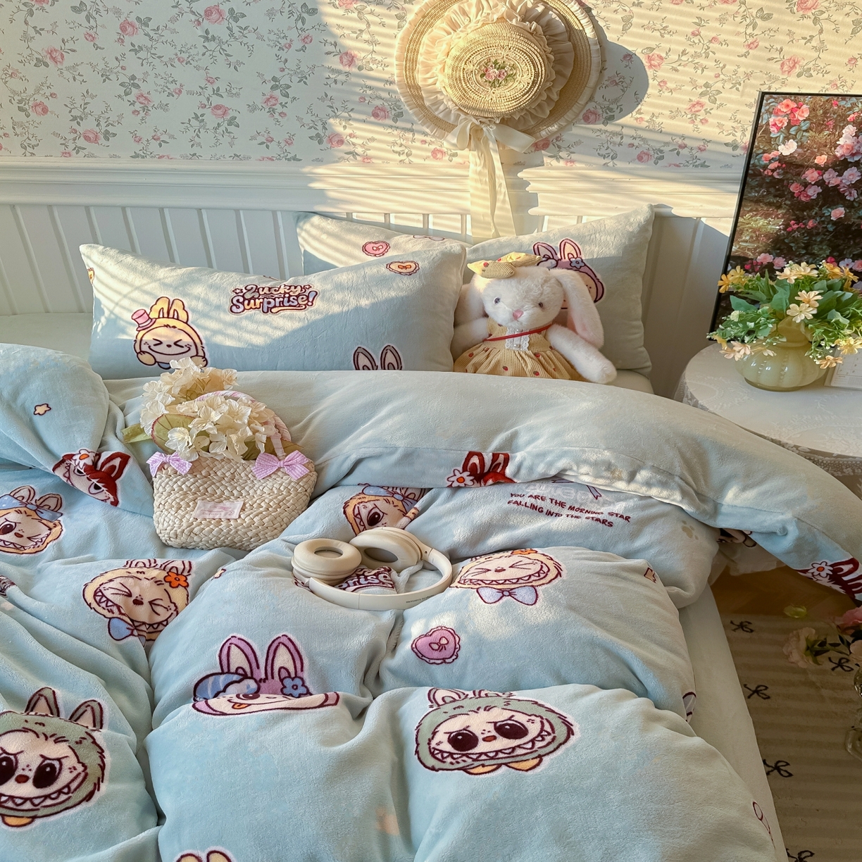 91家纺网 家纺一手货源 找家纺 韩巢家纺 2025新款高克重印花牛奶绒床品四件套 拉布布