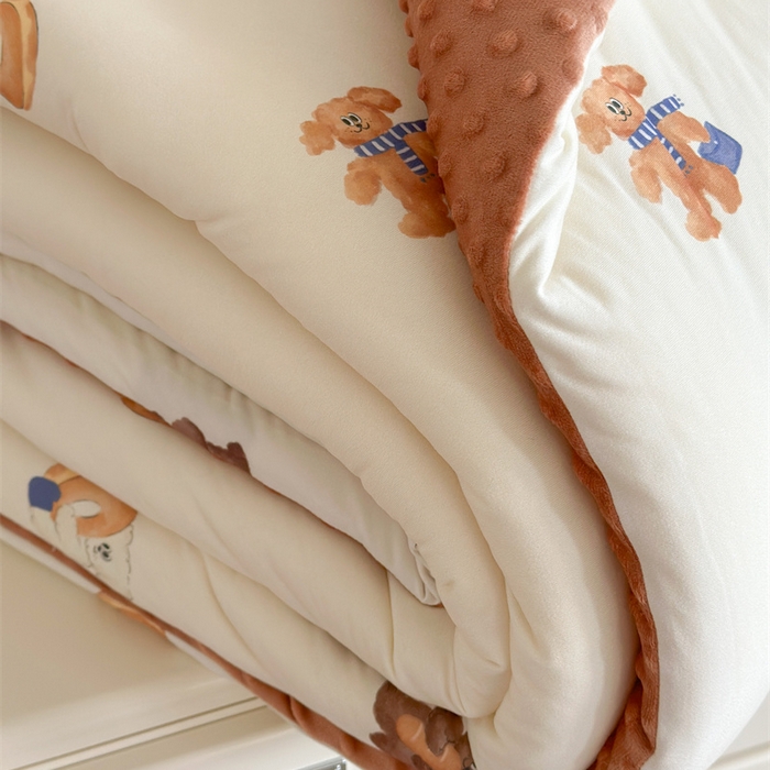 91家纺网 家纺一手货源 找家纺 暖生活 2025新款针织棉豆豆绒大豆秋冬被 被子被芯 面包圈圈