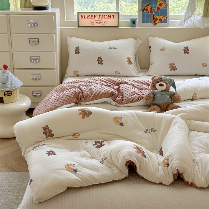 91家纺网 家纺一手货源 找家纺 暖生活 2025新款针织棉豆豆绒大豆秋冬被 被子被芯 面包圈圈