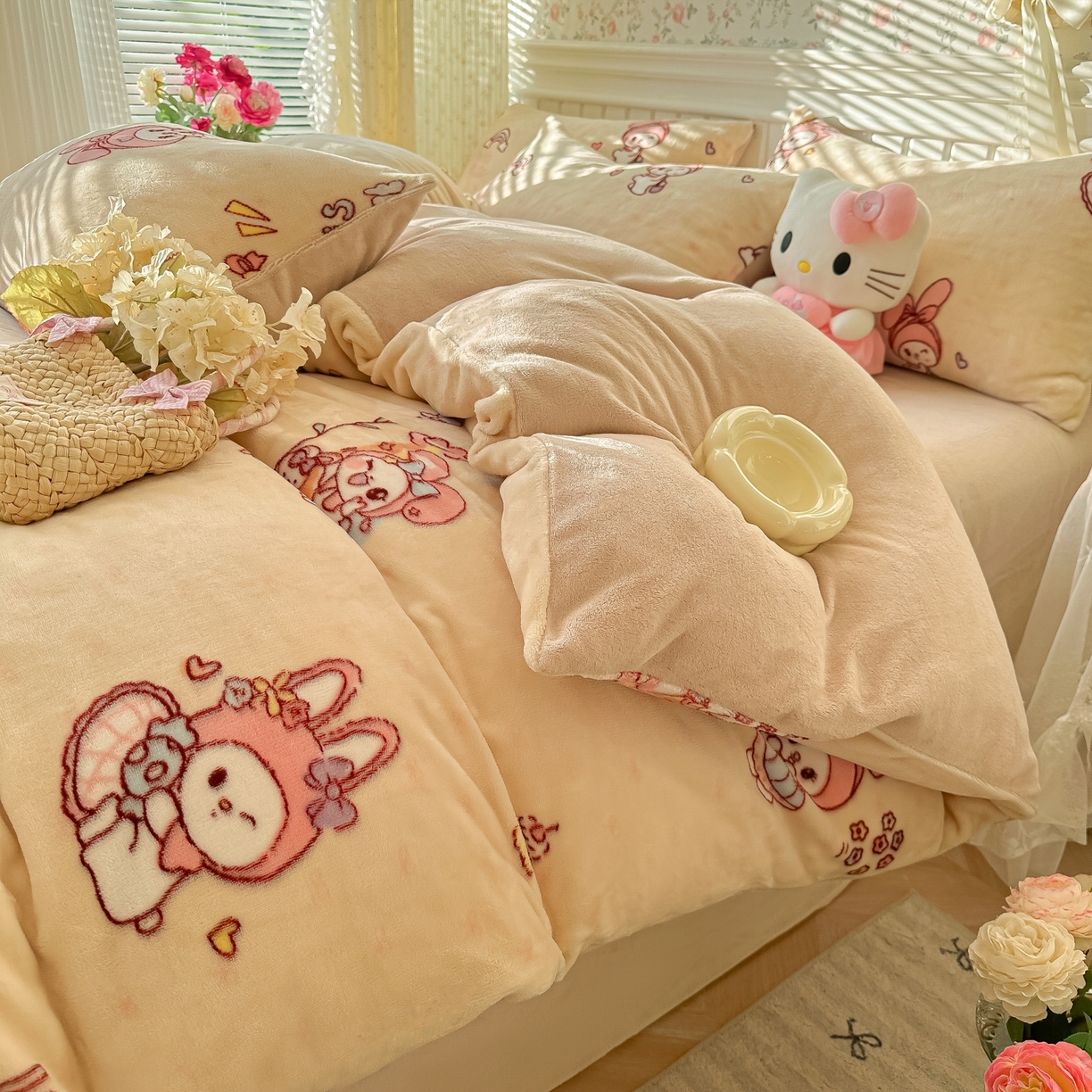 91家纺网 家纺一手货源 找家纺 韩巢家纺 2025新款高克重印花牛奶绒床品四件套 美乐蒂