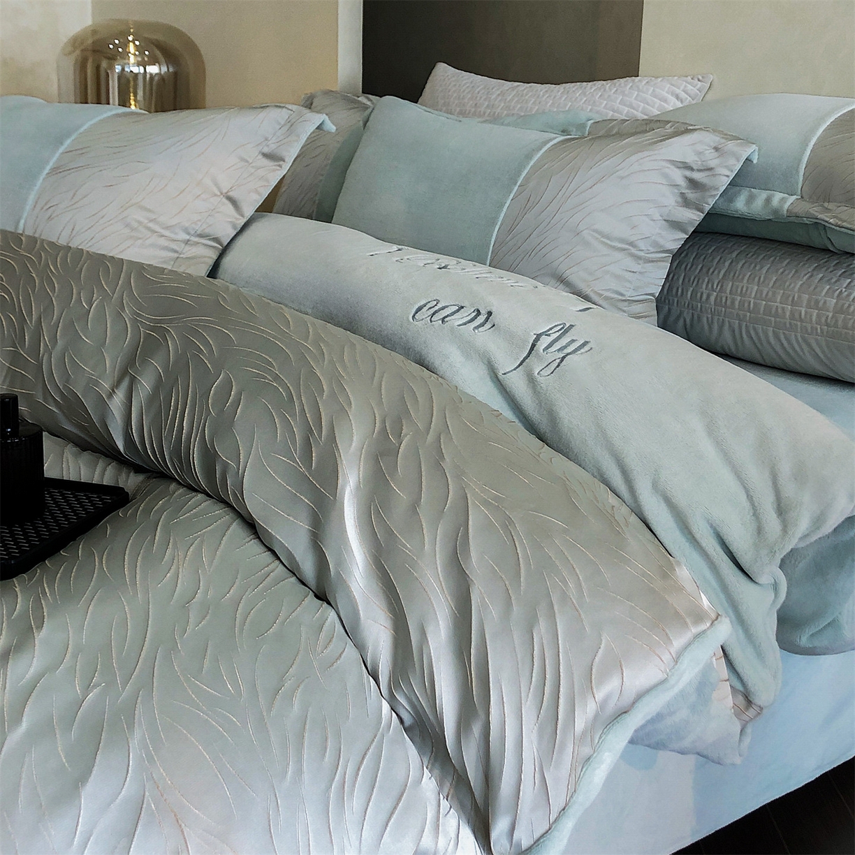 换种生活 2025新款A类浮雕牛奶绒刺绣四件套 流动-绿