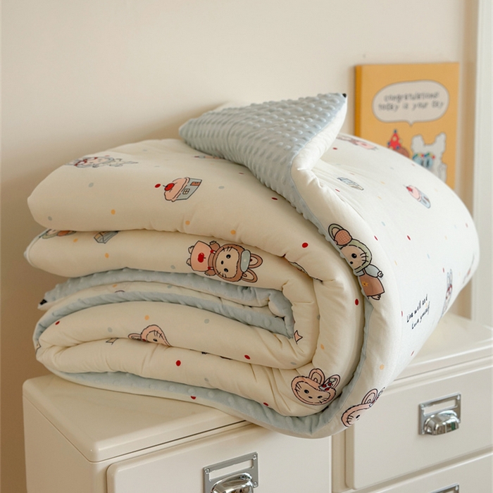 91家纺网 家纺一手货源 找家纺 暖生活 2025新款针织棉豆豆绒大豆秋冬被 被子被芯 喵布布