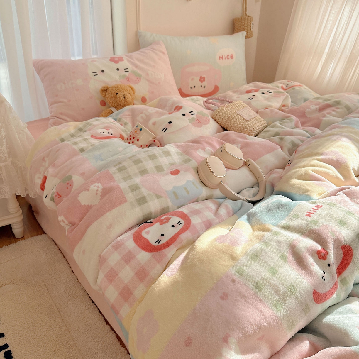 91家纺网 家纺一手货源 找家纺 美乐迪家纺 2025秋冬新款牛奶绒四件套 猫咪日记