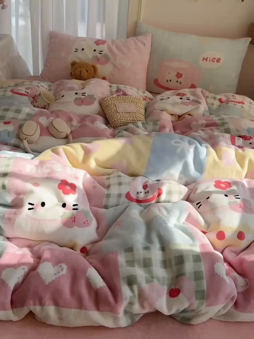 91家纺网 家纺一手货源 找家纺 美乐迪家纺 2025秋冬新款牛奶绒四件套 猫咪日记