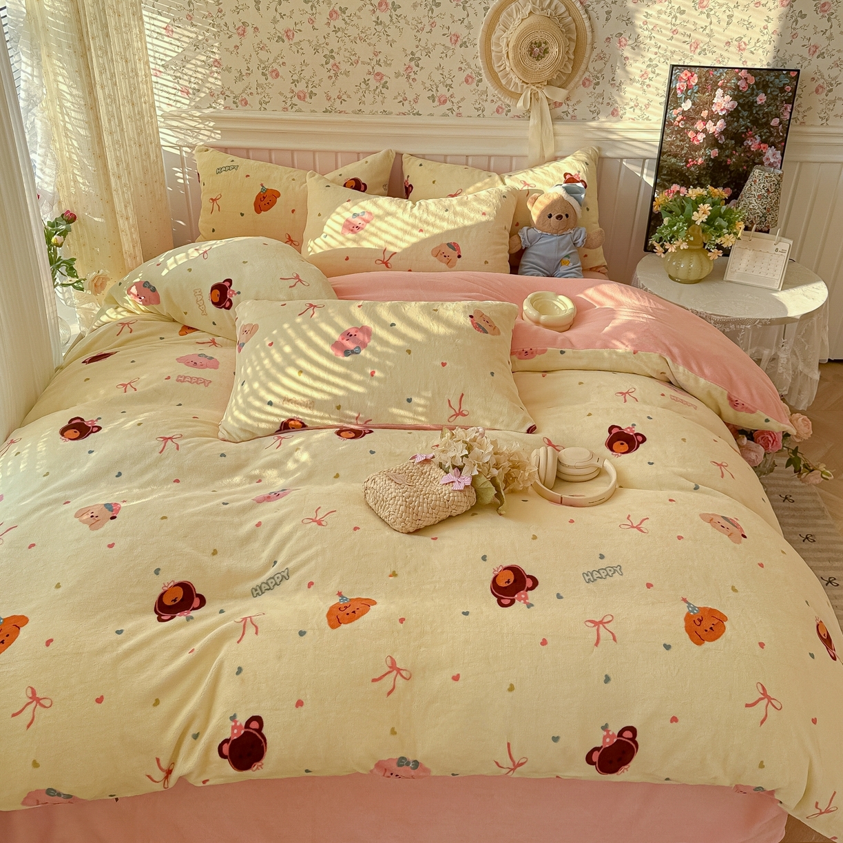 91家纺网 家纺一手货源 找家纺 韩巢家纺 2025新款高克重印花牛奶绒床品四件套 美梦