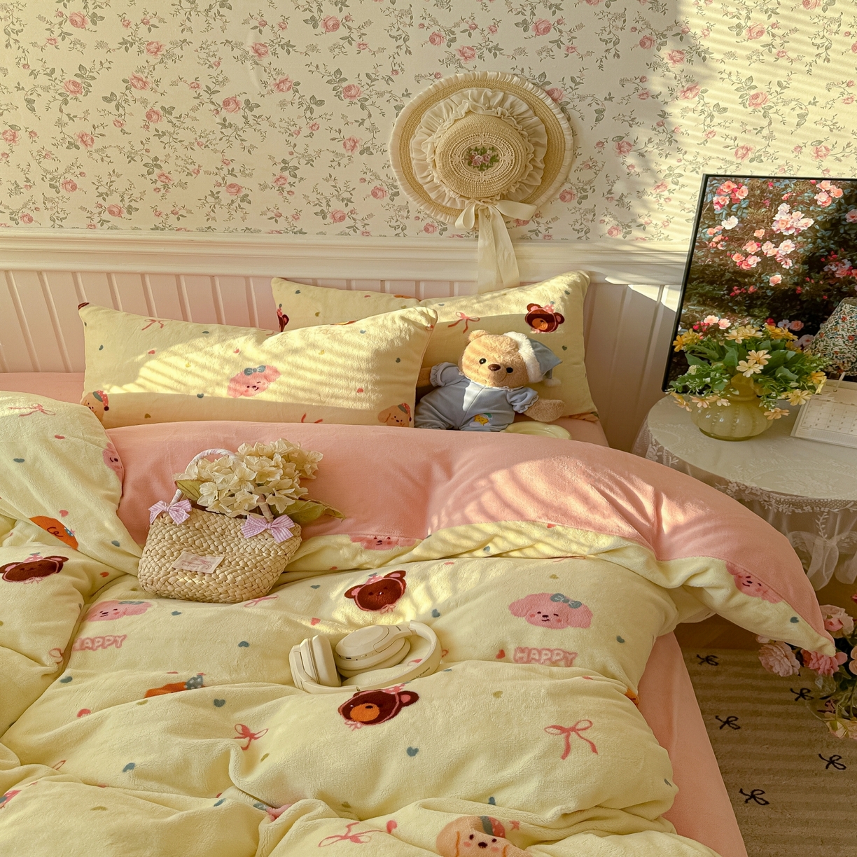 91家纺网 家纺一手货源 找家纺 韩巢家纺 2025新款高克重印花牛奶绒床品四件套 美梦