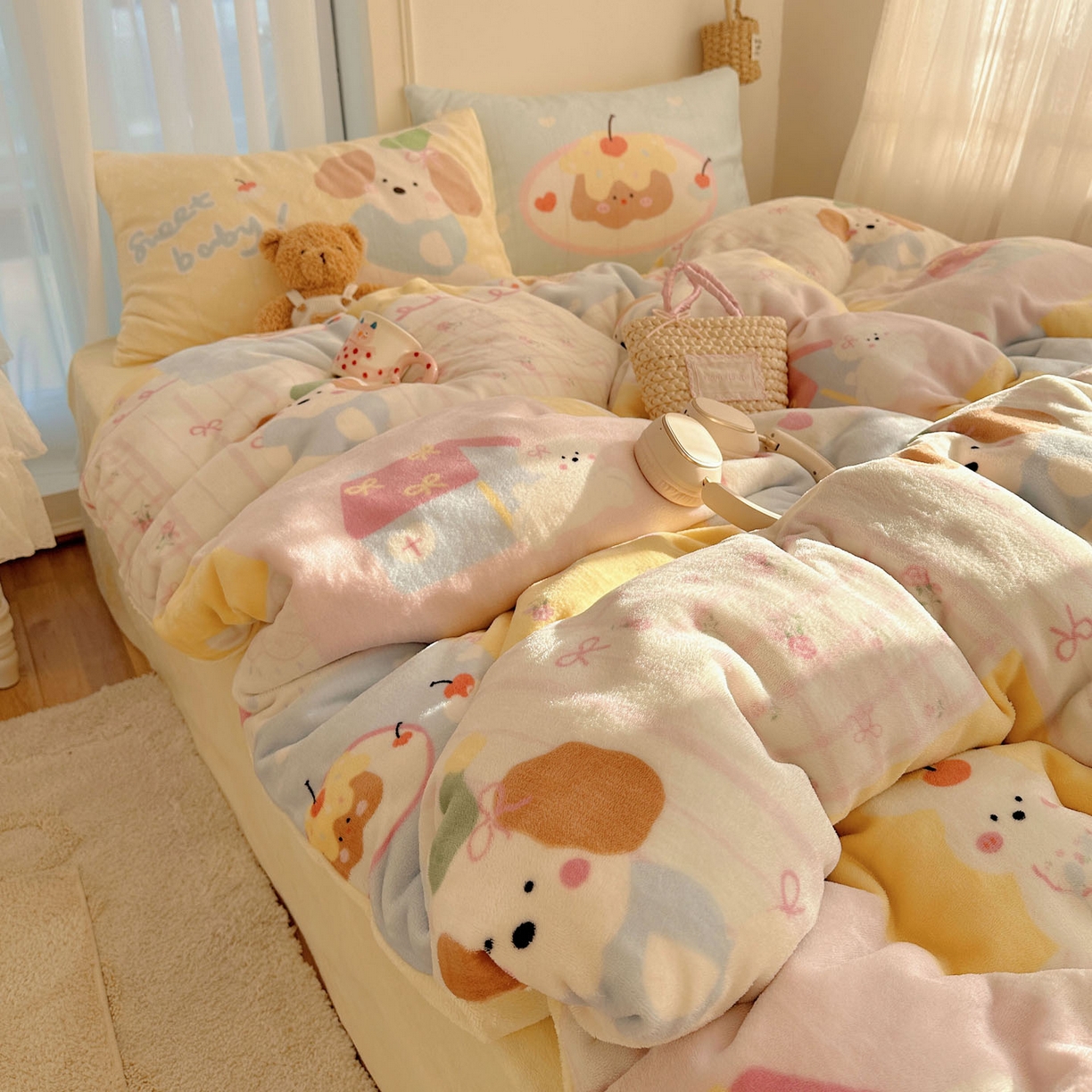 91家纺网 家纺一手货源 找家纺 美乐迪家纺 2025秋冬新款牛奶绒四件套 拼接小狗